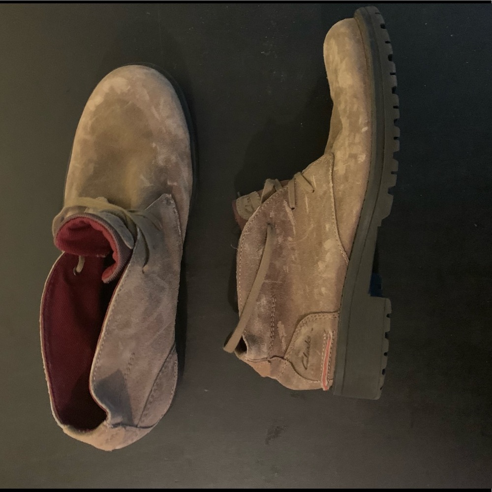Men’s used Clarks Tan boots Sz 12